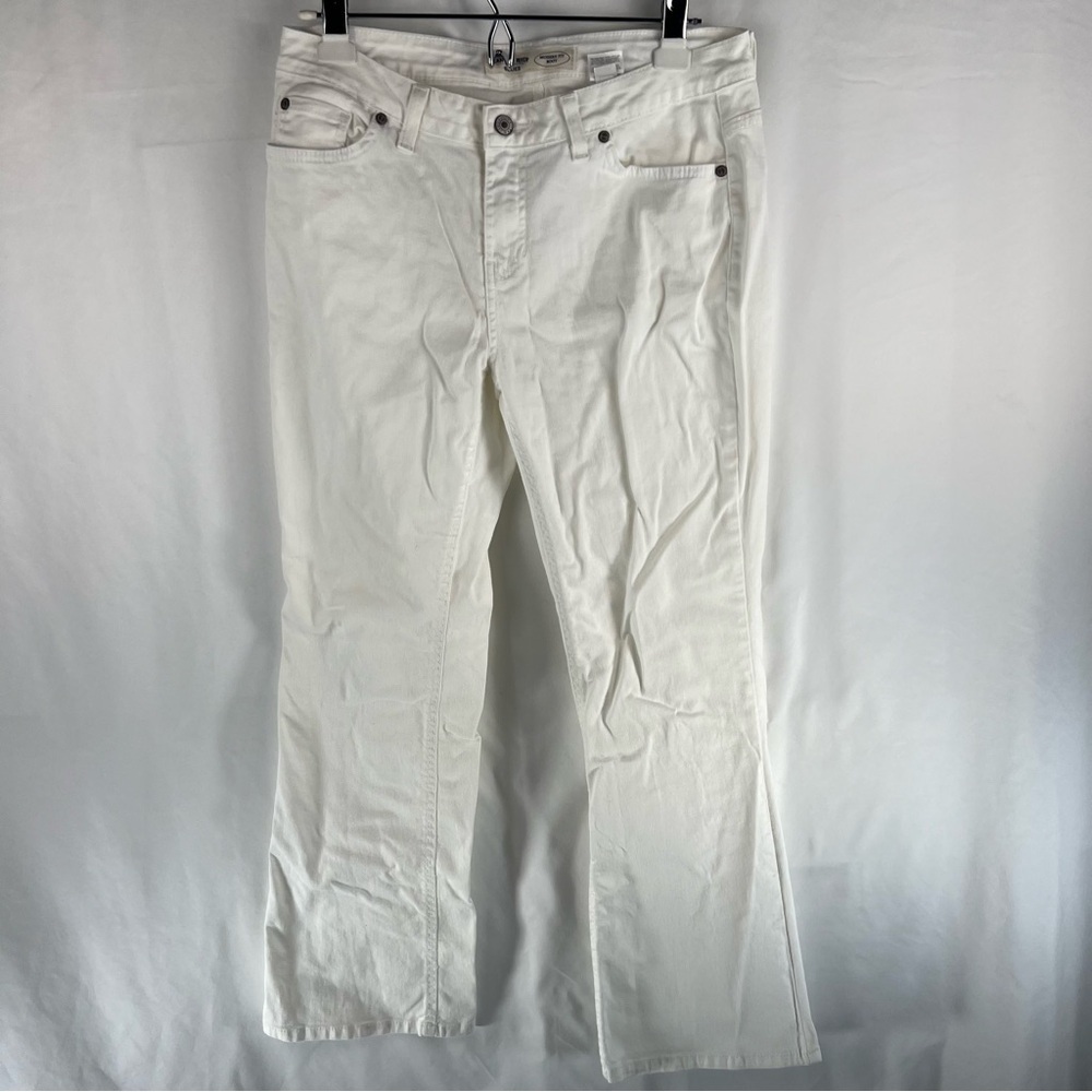 Canyon River Blues - Women’s Jeans - Modern Fit Boot - 10 Short - White